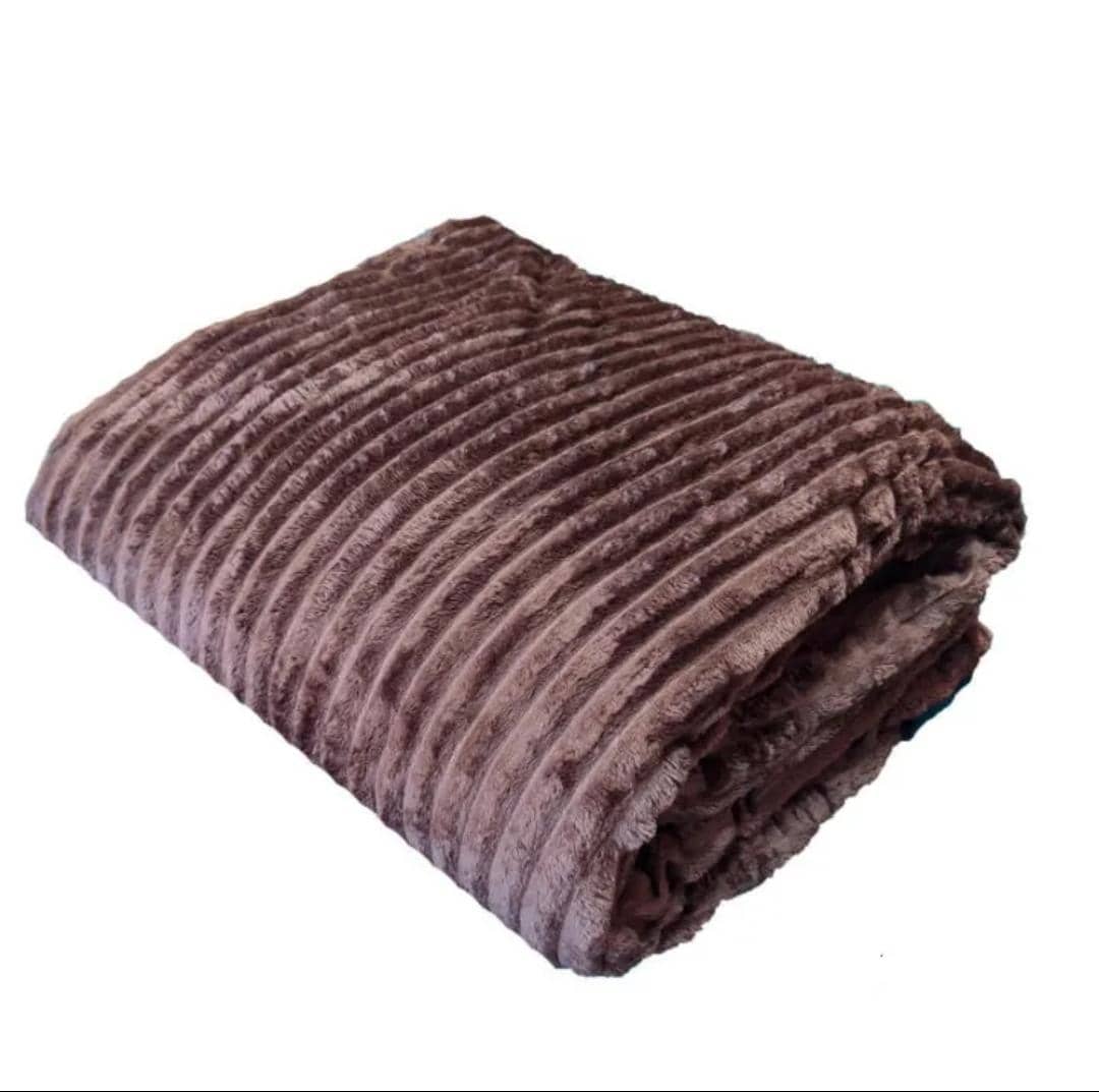 پتو دونفره مدل پلیسه قهوه‌ای