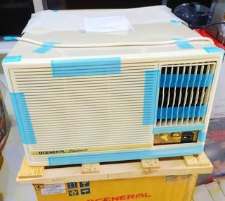 کولر گازی پنجره ای جنرال اصلی ظرفیت ۱۸ هزار حاره ای