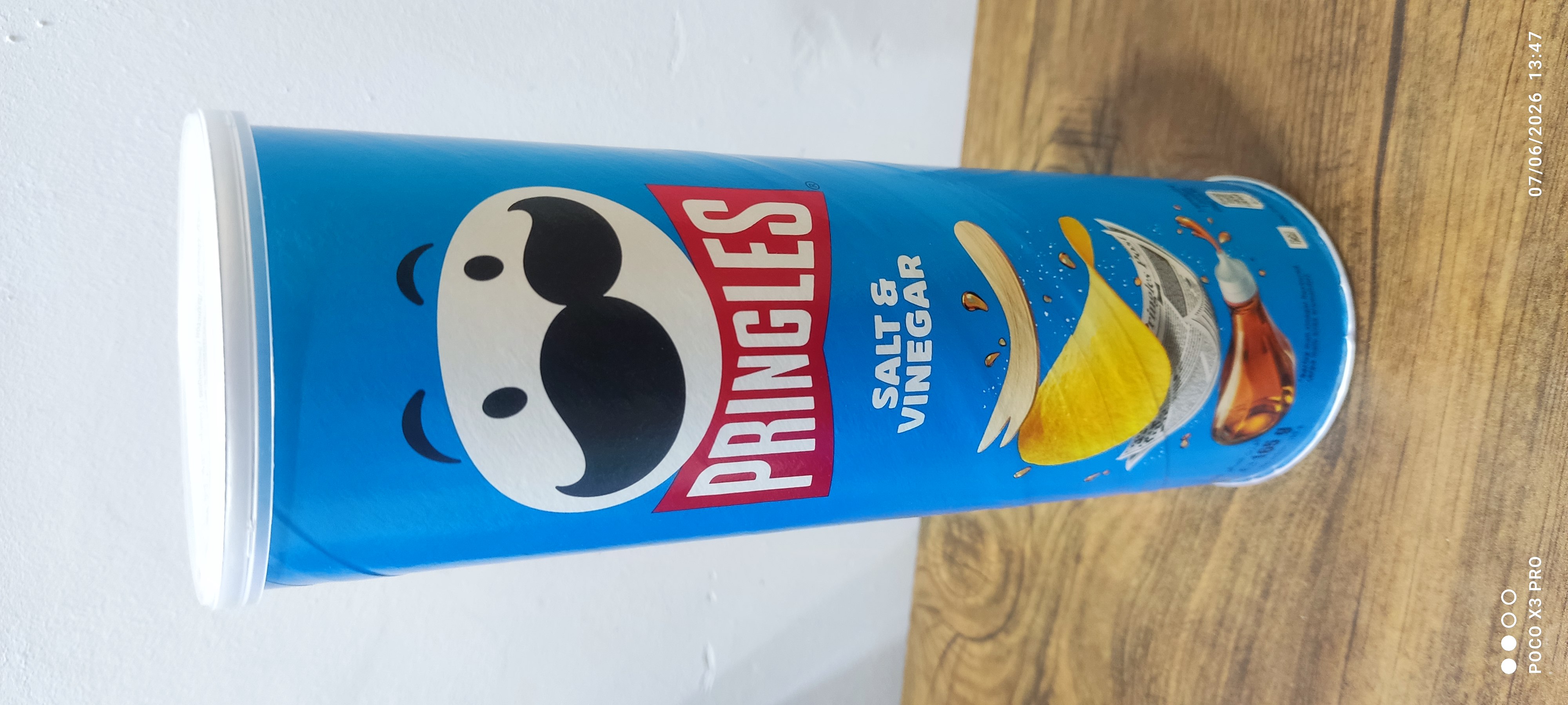 چیپس پرینگلز اصل با طعم SALT&VINEGAR